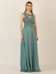 APART Sukienka w kolorze zielonym rozmiar: 42. Zielone sukienki Apart, bez wzorów, z koronki, bez kołnierzyka, bez ramiączek, maxi. Za 217.99 zł.