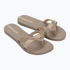 Japonki damskie Ipanema Kirei. Brązowe klapki Ipanema, bez wzorów, bez obcasa. Za 79.99 zł.