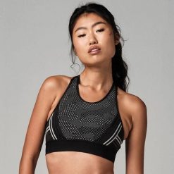 Stanik sportowy damski STRONG ID Make The Cut odblaskowy. Czarne bielizna sportowa STRONG ID, l, bez wzorów, z materiału. Za 119.99 zł.