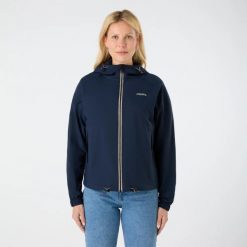 Damska wiatrówka Musto. Niebieskie kurtki sportowe Musto, bez wzorów, bez kaptura. Za 674.00 zł.