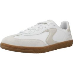 Kapcie SKECHERS HOTSHOT Biały. Białe obuwie domowe Skechers, bez wzorów, z gumy, bez zapięcia. Za 289.85 zł.