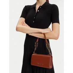 Torebka LOVE MOSCHINO. Czarne torebki klasyczne Love Moschino, bez wzorów, bez dodatków. Za 1,009.00 zł.