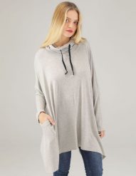 Luźna bluzka z dzianiny. Bluzki Unisono, s, bez wzorów, z dzianiny, bez kołnierzyka, bez ramiączek. Za 159.00 zł.