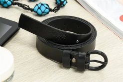 Beltimore skórzany damski pasek 2,5 cm czarny A65 : Kolory - czarny, Rozmiar pasków - r.85-100 cm. Czarne paski bez wzorów, klasyczne. Za 47.90 zł.