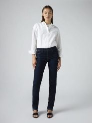 Levi's Dżinsy "712" - Slim fit - w kolorze granatowym rozmiar: W28/L32. Niebieskie jeansy Levi's®, l, z aplikacjami. Za 211.28 zł.