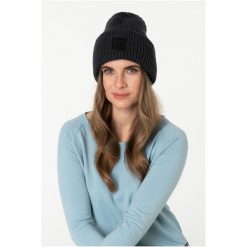 Czapka SUPER.NATURAL Krissini Beanie. Czarne czapki super.natural, z aplikacjami, z materiału. Za 183.53 zł.