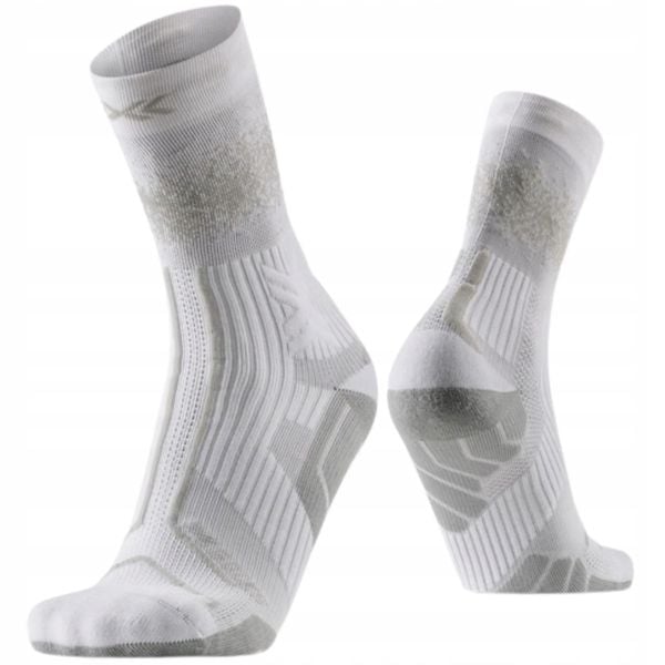 Skarpety unisex X-Socks Trailrun Terraskin Perform Crew X White/Silver Grey W320. Szare skarpety X Socks, bez wzorów. Za 119.99 zł.