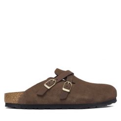 Klapki Birkenstock. Brązowe klapki Birkenstock, bez wzorów, bez obcasa. Za 749.99 zł.