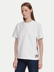 Barbour T-Shirt Fawne LML0938WH11 Biały Regular Fit. Białe t-shirty Barbour, bez wzorów, z bawełny, bez kołnierzyka, bez ramiączek. Za 264.99 zł.
