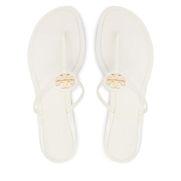 Japonki Tory Burch. Białe klapki Tory Burch, bez wzorów, bez obcasa. Za 729.99 zł.