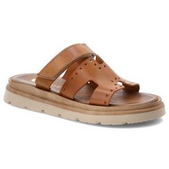 Brązowe Klapki Armodo Stylowe Obuwie Damskie Ze Skóry Naturalnej. Brązowe klapki Armodo, bez wzorów, ze skóry, z otwartym noskiem, bez obcasa. Za 269.00 zł.
