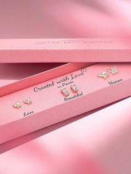 Created with Love 3-częściowy zestaw kolczyków-wkrętek "Star" z cyrkoniami rozmiar: onesize. Żółte kolczyki Created with Love, z cyrkonią, z mosiądzu. Za 56.99 zł.