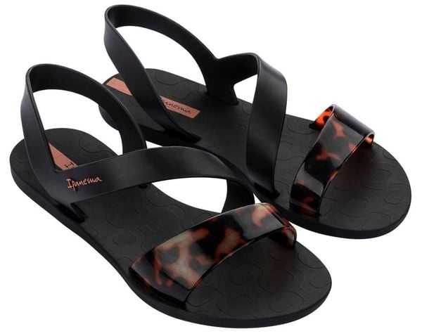 Sandały basenowe damskie Ipanema Vibes. Czarne sandały Ipanema, bez wzorów, z materiału, eleganckie, bez obcasa, bez zapięcia. Za 89.99 zł.