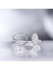 DIAMOND & CO Złoty pierścionek "Luna" z diamentami rozmiar: 54. Szare pierścionki Diamond & Co, z diamentem, złote. Za 1,135.45 zł.