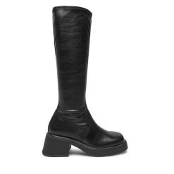 Kozaki Vagabond Shoemakers. Czarne kozaki Vagabond Shoemakers, bez obcasa, na słupku, bez zapięcia. Za 959.99 zł.
