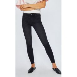 Jacqueline de Yong - Jeansy Ella. Szare jeansy Jacqueline de Yong, l, bez wzorów. W wyprzedaży za 59.90 zł.