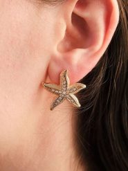 Lodie Silver Kolczyki-wkrętki z cyrkoniami rozmiar: onesize. Szare kolczyki Lodie Silver, z cyrkonią, z mosiądzu. Za 30.99 zł.