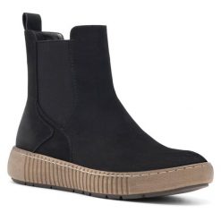 Botki Go Soft. Czarne botki GO SOFT, bez wzorów, bez obcasa, na płaskiej podeszwie, bez zapięcia. Za 179.99 zł.