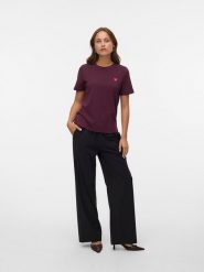 Vero Moda Koszulka w kolorze bordowym rozmiar: XXL. Czerwone bluzki Vero Moda, xxl, bez wzorów, z bawełny, bez kołnierzyka, bez ramiączek. Za 41.79 zł.
