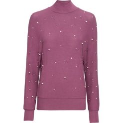 Sweter z dzianiny o gładkim splocie drobnych oczek, z perełkami bonprix matowy jeżynowy. Golfy marki bonprix. Za 49.99 zł.