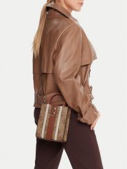 Guess Torebka Erenia Mini HWSO78 38750 Beżowy. Brązowe torebki klasyczne Guess, z aplikacjami, ze skóry, bez dodatków. Za 339.99 zł.