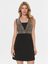 Guess Sukienka koktajlowa Farah W4RK55 KC2C0 Czarny Regular Fit. Czarne sukienki Guess, xxl, z aplikacjami, z syntetyku, wizytowe, bez kołnierzyka, bez ramiączek. Za 349.99 zł.