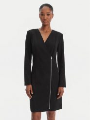 DKNY Sukienka koktajlowa DD5N2P53 Czarny Regular Fit. Czarne sukienki DKNY, bez wzorów, z syntetyku, wizytowe, bez kołnierzyka, bez ramiączek. Za 699.99 zł.