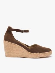 Brązowe koturny espadryle z skóry welurowej. Brązowe espadryle Ryłko, bez wzorów, ze skóry, bez obcasa, na koturnie, bez zapięcia. Za 399.99 zł.