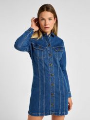 LEE DAMSKA SUKIENKA JEANSOWA LEE FOREVERFIT RIDER DRESS CLEAN RILEY 112355125. Sukienki Lee, xs, bez wzorów, z jeansu, bez kołnierzyka, bez ramiączek. Za 199.99 zł.