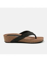 Lazamani Skórzane japonki w kolorze czarnym rozmiar: 42. Czarne klapki Lazamani, bez wzorów, ze skóry, z otwartym noskiem, bez obcasa, na koturnie. Za 121.80 zł.