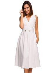 Stylove Sukienka w kolorze białym rozmiar: M. Białe sukienki Stylove, m, bez wzorów, bez kołnierzyka, bez ramiączek, midi. Za 109.52 zł.