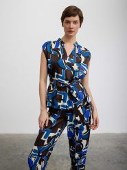 BGN Bluzka w kolorze niebiesko-kremowo-brązowym rozmiar: 36. Niebieskie bluzki BGN, bez wzorów, z tkaniny, bez kołnierzyka, bez ramiączek. Za 61.17 zł.