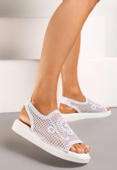 Białe Stylowe Sandały z Plecionymi Detalami i Paskiem na Piętę Matirra. Białe sandały Renee, bez wzorów, eleganckie, bez obcasa, na płaskiej podeszwie, bez zapięcia. Za 99.99 zł.
