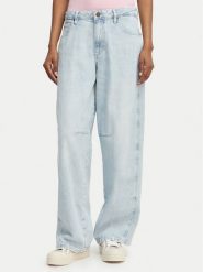 Guess Jeans Jeansy W6GA2X D0029 Niebieski Relaxed Fit. Niebieskie jeansy Guess Jeans, z aplikacjami. Za 439.99 zł.