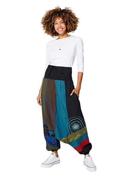 Aller Simplement Spodnie ze wzorem rozmiar: 38/40. Spodnie materiałowe Aller Simplement, bez wzorów, z bawełny, z standardowym stanem. Za 91.56 zł.