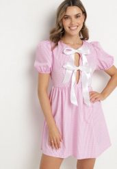 Różowa Rozkloszowana Sukienka w Kratkę Vichy w Stylu Retro z Wiązaniem Telionea. Czerwone sukienki Born2be, na co dzień, l, bez wzorów, klasyczne, bez kołnierzyka, bez ramiączek, mini, rozkloszowane. Za 74.99 zł.