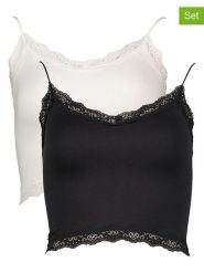 ONLY Topy (2 szt.) w kolorze czarnym i białym rozmiar: L/XL. Białe topy Only, l, bez wzorów, z koronki, bez kołnierzyka, bez ramiączek. Za 48.39 zł.