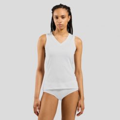Koszulka sportowa damska Odlo BL TOP v-neck singlet ACTIVE F-DRY LIGHT. Białe koszulki sportowe Odlo, bez wzorów, bez ramiączek, trekkingowe. Za 136.67 zł.