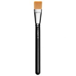MAC 191 Square Foundation Brush Pędzle do korektora 1 ct 1 szt. Pędzle MAC. Za 149.25 zł.