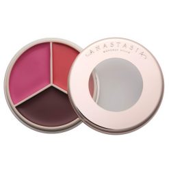 Anastasia Beverly Hills Magic Touch Blush Trio Róż do policzków 9 g BERRY/ROSE. Róże ANASTASIA BEVERLY HILLS. Za 143.50 zł.