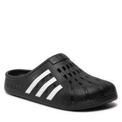 Klapki adidas. Czarne klapki Adidas, bez wzorów, bez obcasa. Za 169.99 zł.