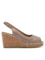 Clara Barson Sandały WS22257-02 Złoty. Żółte sandały Clara Barson, bez wzorów, z syntetyku, bez obcasa, na koturnie, bez zapięcia. Za 129.99 zł.