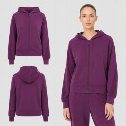BLUZA DAMSKA DRESOWA 4F ROZPINANA Z KAPTUREM Z MODALEM KOLOR CZERWONY. Czerwone bluzy 4f, l, bez wzorów, z dresówki, z kapturem. Za 147.00 zł.