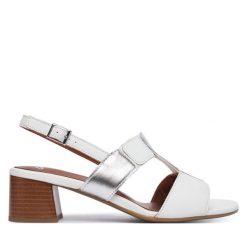 Sandały Ara. Białe sandały Ara, bez wzorów, bez obcasa, na słupku, bez zapięcia. Za 489.99 zł.