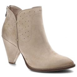 Beżowe Botki Carinii Eleganckie Buty Damskie Na Słupku. Brązowe botki Carinii, bez wzorów, z nubiku, bez obcasa, na obcasie, bez zapięcia. Za 299.00 zł.