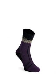 Skarpety do biegania X-Socks Trailrun Terraskin Perform Crew. Fioletowe skarpety X Socks, bez wzorów, z dzianiny. Za 120.99 zł.