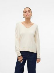 Vero Moda Sweter w kolorze czarnym rozmiar: M. Czarne swetry Vero Moda, m, bez wzorów, z wiskozy, bez ramiączek. Za 70.45 zł.