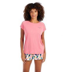 Koszulka damska Protest Happy. Czerwone bluzki Protest, bez wzorów, bez ramiączek. Za 217.50 zł.