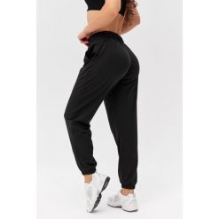 Damskie spodnie dresowe Rough Radical Chillfit Long. Czarne spodnie dresowe ROUGH RADICAL, s, bez wzorów, z dresówki. W wyprzedaży za 144.42 zł.