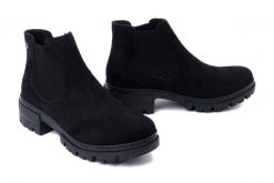 RIEKER 76884-00 black, botki damskie. Czarne botki Rieker, bez wzorów, bez obcasa, na obcasie, bez zapięcia. Za 293.61 zł.